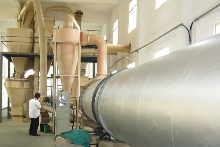 植物蛋白飼料烘干機適用于酒糟、醋糟、醬油糟、豆渣、粉渣、甜菜渣等糟渣下腳料工業(yè)飼料化加工利用，可以有效改善飼料儲裝運性能。