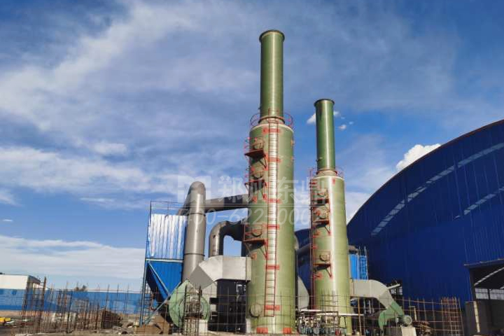 雙堿法脫硫采用氫氧化鈉作為啟動脫硫劑吸收SO2 ，用石灰液還原再生，再生后的脫硫劑循環(huán)使用，無廢水排放